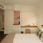 Bonnie 4*