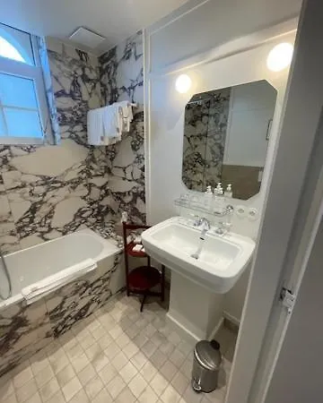 Hotel Bonnie 4*