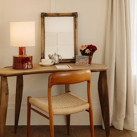 Bonnie Hotel 4*